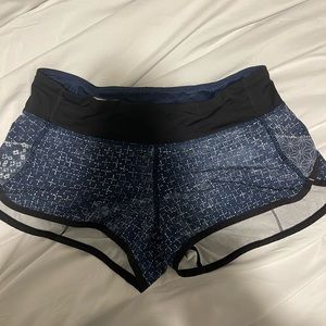 Lululemon Short Shorts